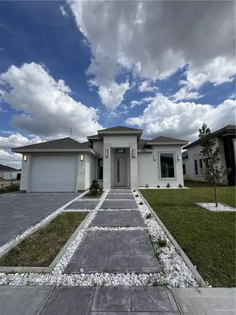5904 N Rayo Del Sol St, Edinburg, TX 78542