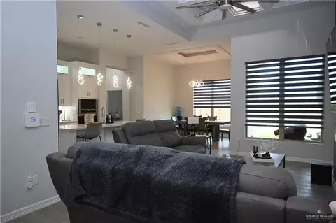 Living - 1311 E Danielle Ave, Pharr, TX 78577 photo 3 of 3