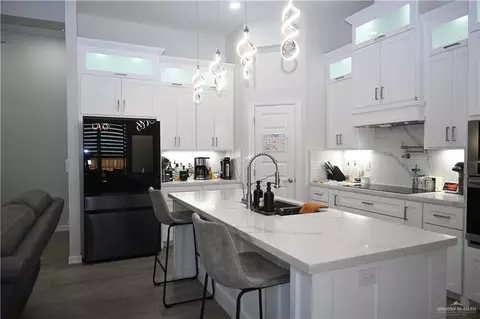 Kitchen - 1311 E Danielle Ave, Pharr, TX 78577 photo 1 of 2