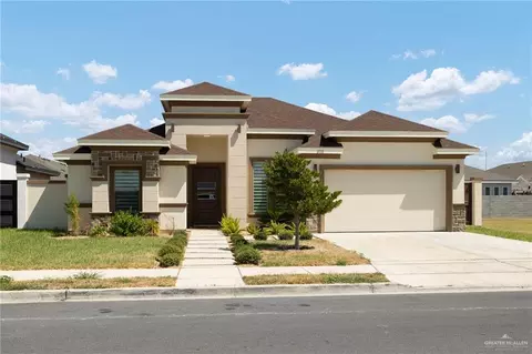 916 N Brushfield Ave, Edinburg, TX 78541