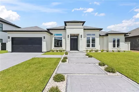 9908 N 25th St, Mcallen, TX 78504