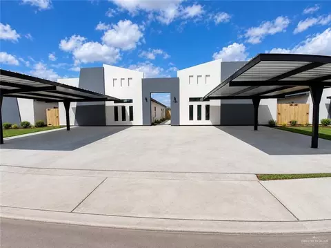 1202 Woodland Trl, Pharr, TX 78577
