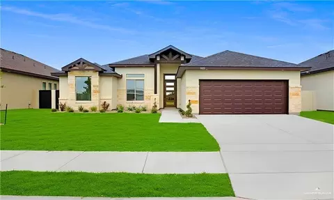 3025 N Adler Ave, Edinburg, TX 78541