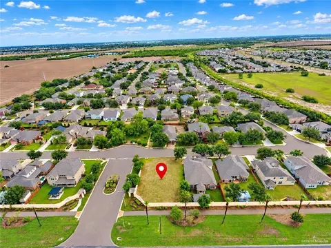 1914 Seagull Ln, Mission, TX 78572