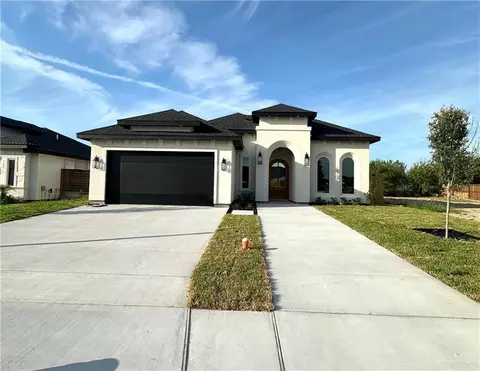 501 Quarry Dr, Alton, TX 78573
