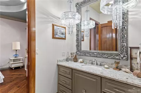 Bath - 22718 N Skinner Rd, Edcouch, TX 78538 photo 6 of 8