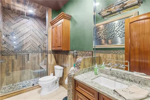 Bath - 22718 N Skinner Rd, Edcouch, TX 78538 photo 1 of 8