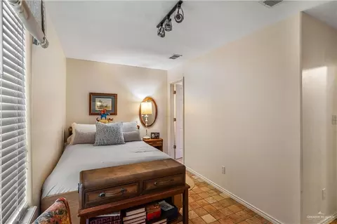 Bedroom - 1911 Lion Lake Dr, Progreso Lakes, TX 78596 photo 5 of 5