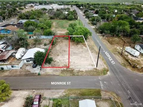 E Monroe E, Rio Grande City, TX 78582