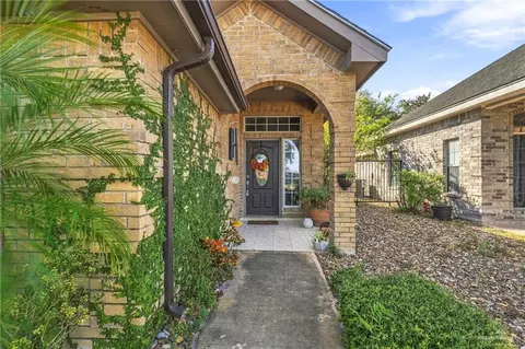 3117 N Kenyon Rd, Edinburg, TX 78542