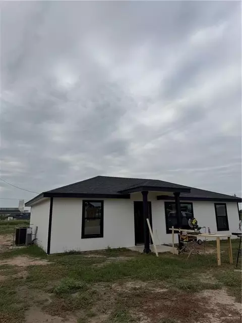 7305 Norberto St, Mission, TX 78574