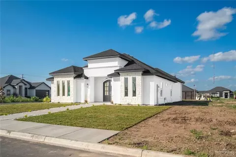 Exterior - 2805 E Sabinal Ave, Hidalgo, TX 78557 photo 3 of 3
