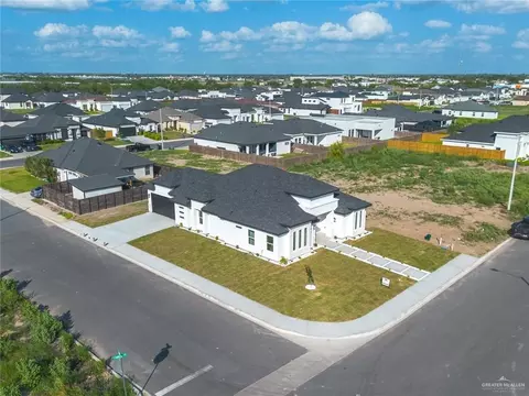 View/Area - 2805 E Sabinal Ave, Hidalgo, TX 78557 photo 3 of 8