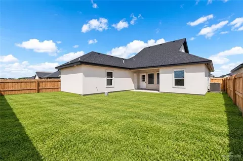 Exterior - 445 Sandy Rd, Donna, TX 78537 photo 2 of 2