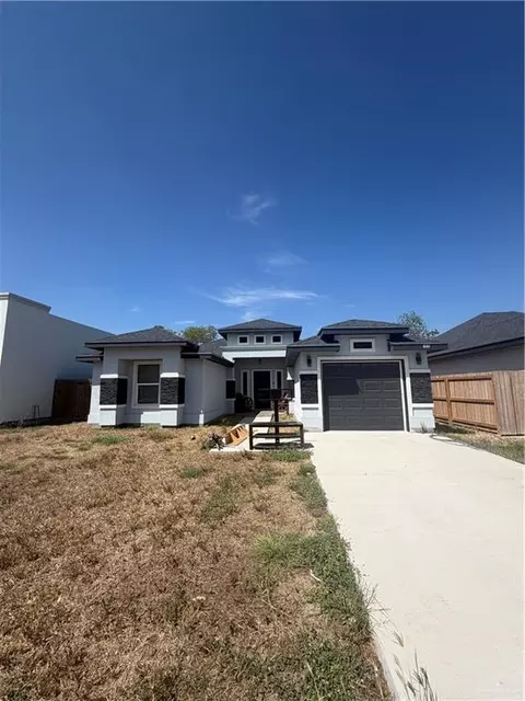 610 Tower Oak Dr, Alamo, TX 78516