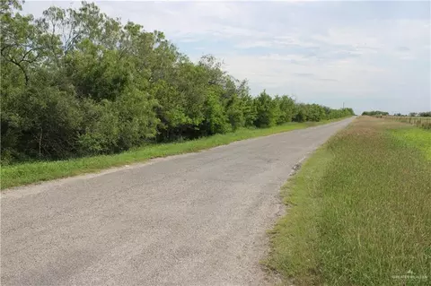 654 654 Cr 3081 Rd, Orange Grove, TX 78372