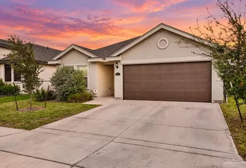 2608 N Day Lily Ave, Edinburg, TX 78541