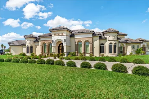 4023 Coconut Palm Dr, Palmhurst, TX 78573