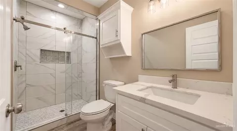 Bath - 2701 Risotta St, Weslaco, TX 78596 photo 1 of 1