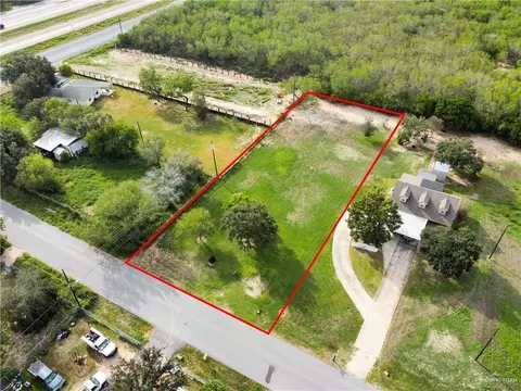 204 S Los Cerritos Cir, Edinburg, TX 78541
