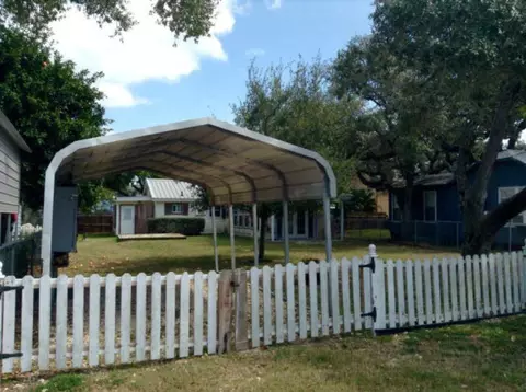214 Third St, Fulton, TX 78358 photo 4