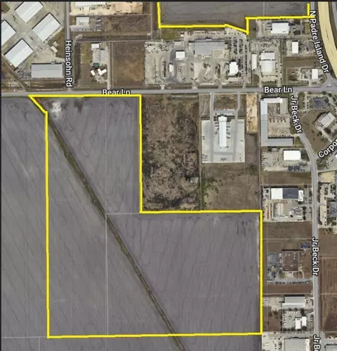 5801 Bear Ln, Corpus Christi, TX 78405