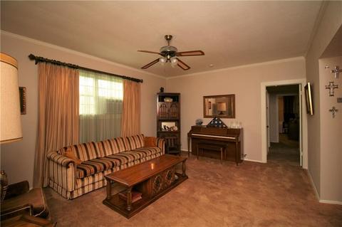 421 S Encinal St, Mathis, TX 78368 photo 5