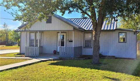 205 Dunbar, Refugio, TX 78377 photo 1