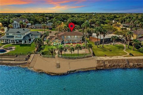 5830 Ocean Dr Corpus Christi Tx 78412 36 Photos Mls 390218 - Movoto