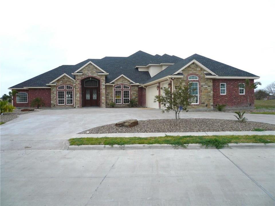 37 W Bar Le Doc Dr, Corpus Christi, TX 78414 2 Photos