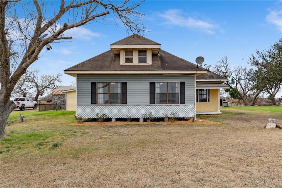 783 County Road 89 Dr, TX 78343 24 Photos MLS 395829 Movoto