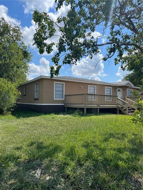 620 First, Taft, TX 78390 photo 1