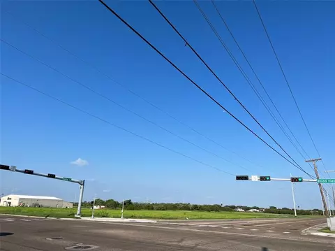 7100 Holly Rd, Corpus Christi, TX 78414