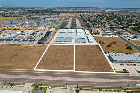 6902 S 6918 S Staples St, Corpus Christi, TX 78414
