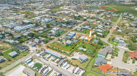 333 Trojan St, Port Aransas, TX 78373