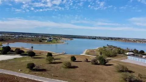 352 Pakuna, Sandia, TX 78383