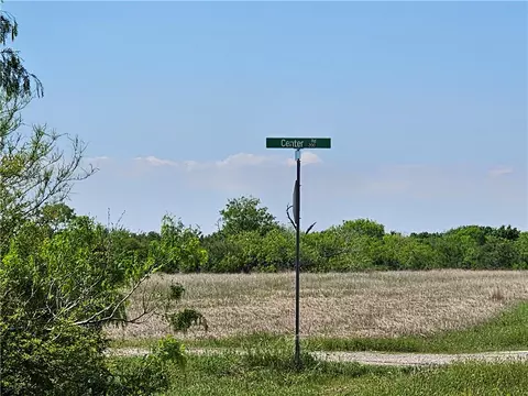2106 Third St, Bayside, TX 78340 photo 4