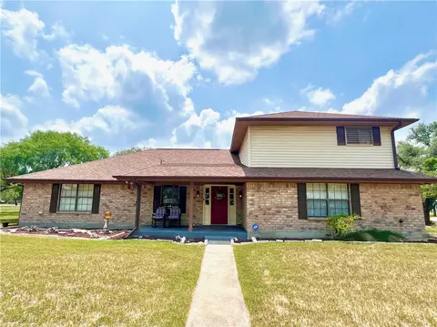 126 Apple Ln, Refugio, TX 78377 photo 1
