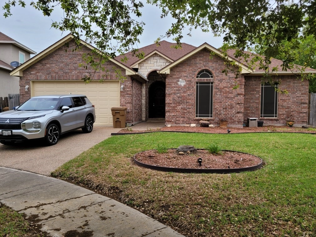 7406 Lake Windemere Dr  