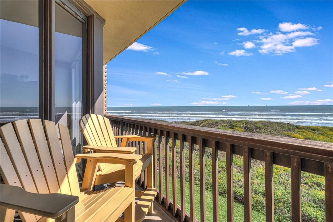 6745 Seacomber Dr Unit 307  