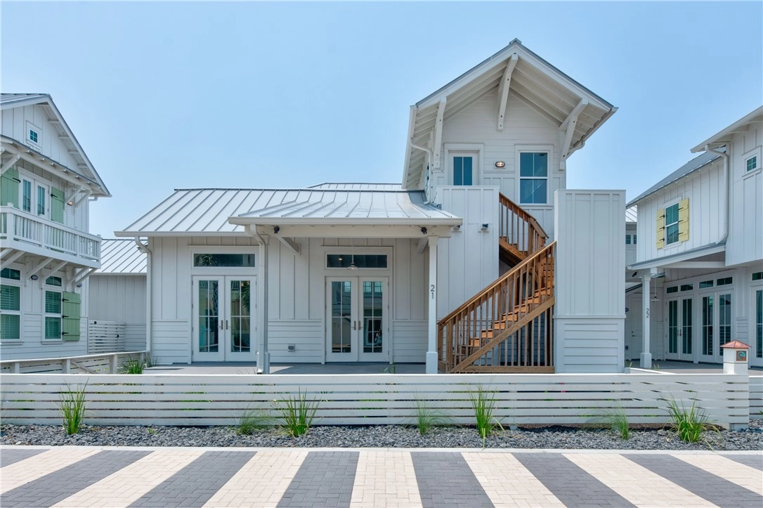 673 Center Sq S Unit 21