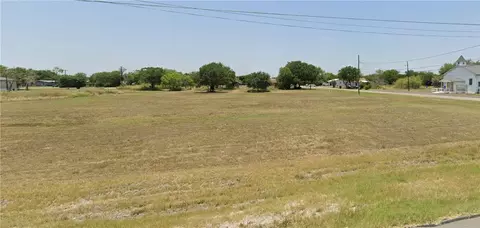 207 Bayou St, Refugio, TX 78377 photo 1