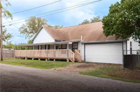 310 N Harrell, Bishop, TX 78343