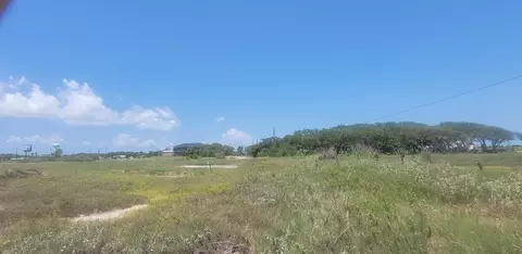 2303 Young St, Rockport, TX 78382
