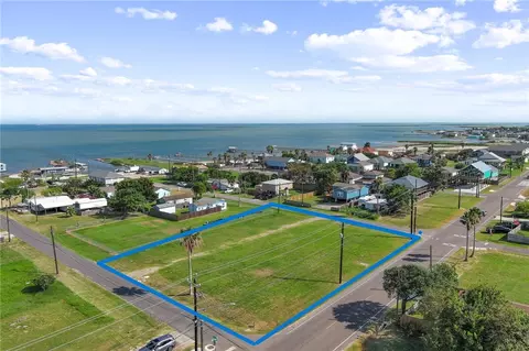 3621 Laguna Shrs, Corpus Christi, TX 78418