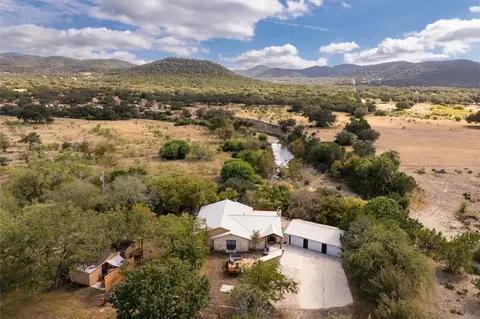 15689 Ranch Road 337, Camp Wood, TX 78833
