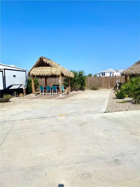 1100 Port St #27, Port Aransas, TX 78373