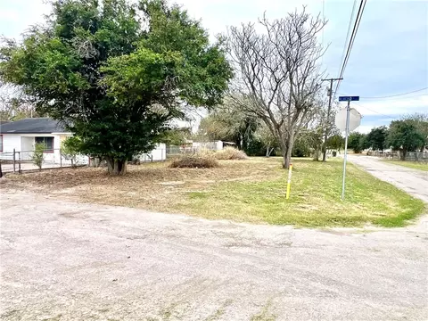 0 Elbano St, Alice, TX 78332