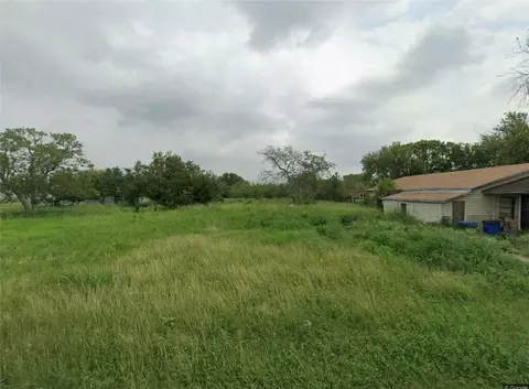 609 W 4th St, Bishop, TX 78343