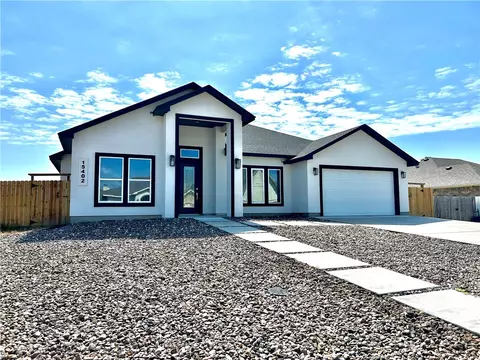 15402 Dyna St, Corpus Christi, TX 78418